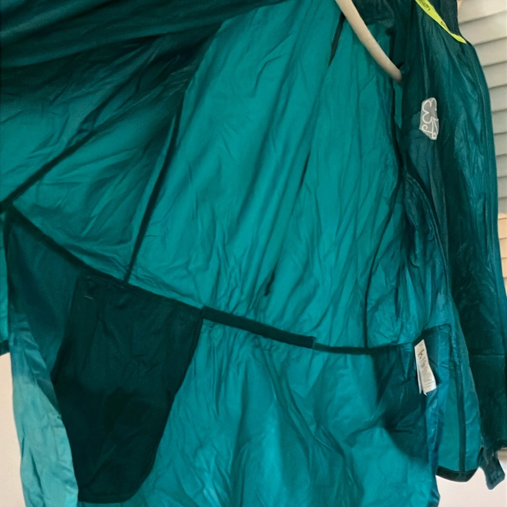 Brooks Green Windbreaker Jacket - Picture 11 of 11